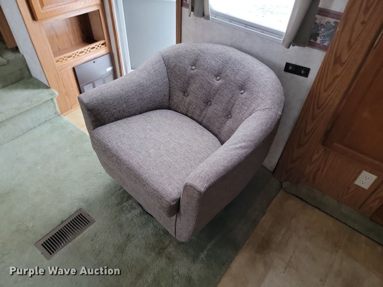 image for item LA9549 2002 Keystone  M279 EFS Cougar  camper