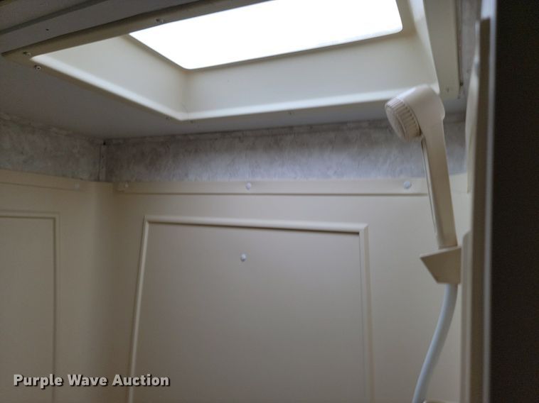 image for item LA9549 2002 Keystone  M279 EFS Cougar  camper