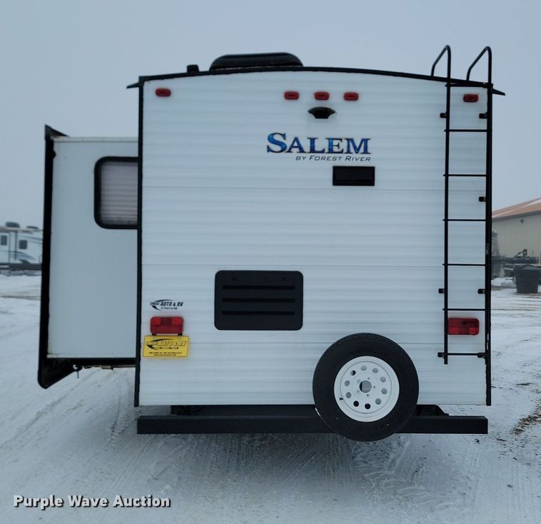 image for item LA9550 2018 Forest River Salem camper