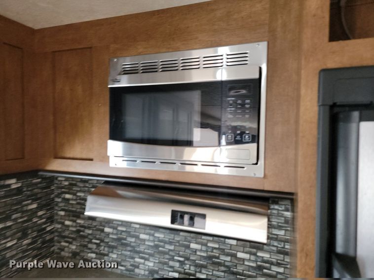 image for item LA9550 2018 Forest River Salem camper