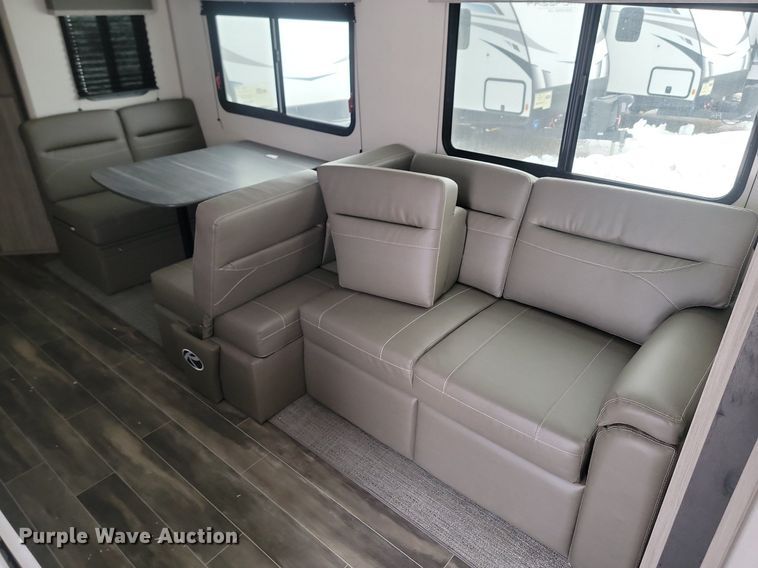 image for item LA9552 2022 Keystone Passport SL Series camper