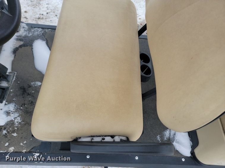 image for item LA9556 2016 Club Car golf cart