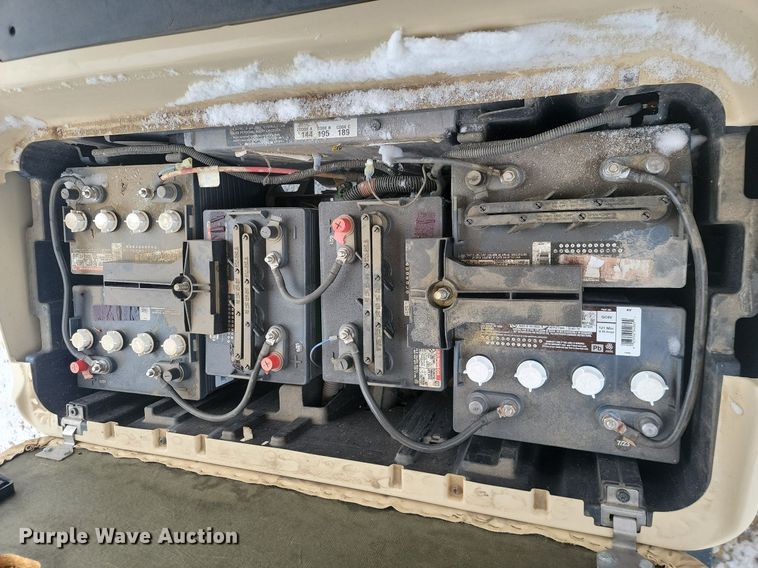 image for item LA9556 2016 Club Car golf cart