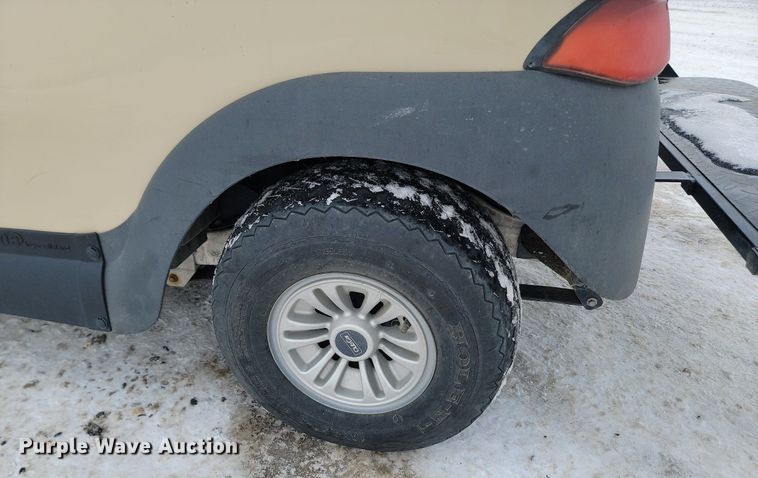 image for item LA9556 2016 Club Car golf cart