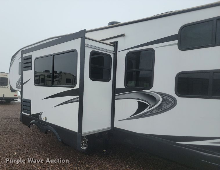 image for item LA9608 2021 Grand Design  Reflection camper