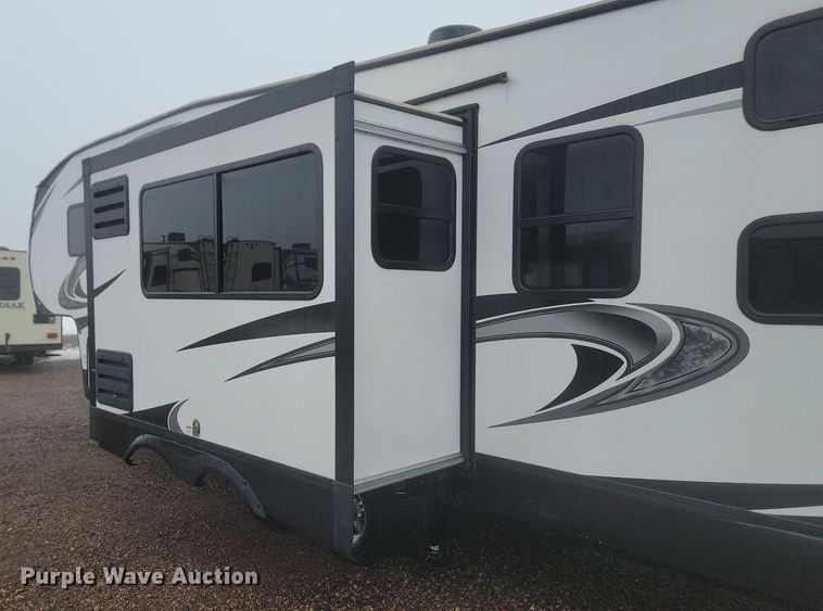 image for item LA9608 2021 Grand Design  Reflection camper