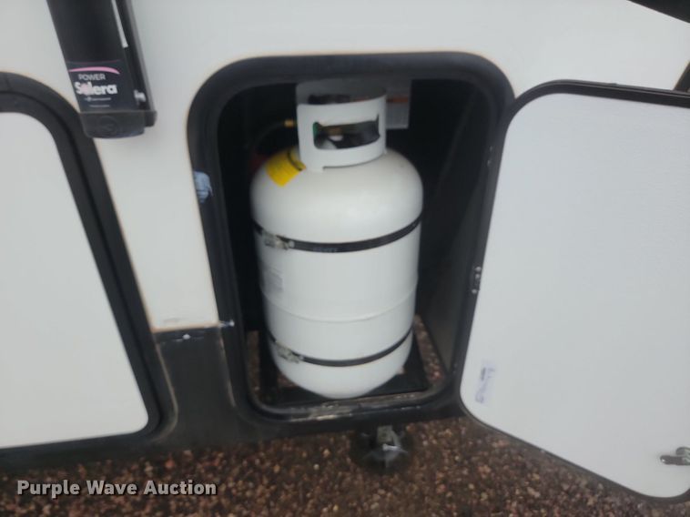 image for item LA9608 2021 Grand Design  Reflection camper