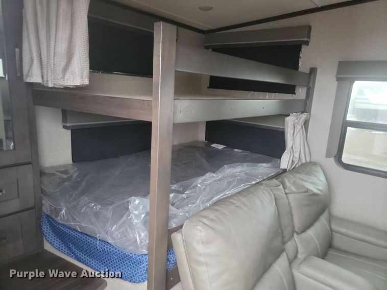 image for item LA9608 2021 Grand Design  Reflection camper