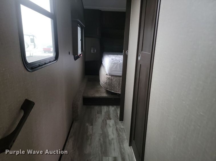 image for item LA9608 2021 Grand Design  Reflection camper