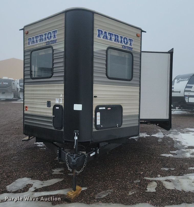 image for item LA9609 2017 Forest River Patriot camper