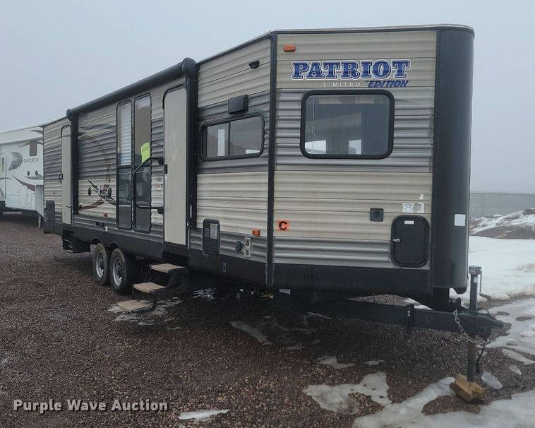 image for item LA9609 2017 Forest River Patriot camper