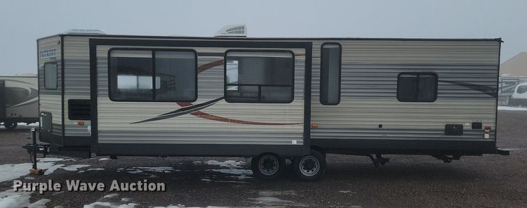 image for item LA9609 2017 Forest River Patriot camper