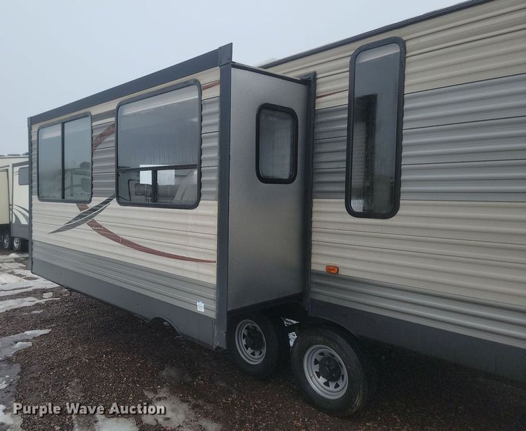 image for item LA9609 2017 Forest River Patriot camper