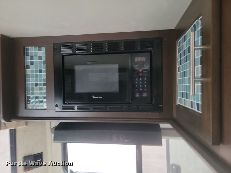 image for item LA9609 2017 Forest River Patriot camper