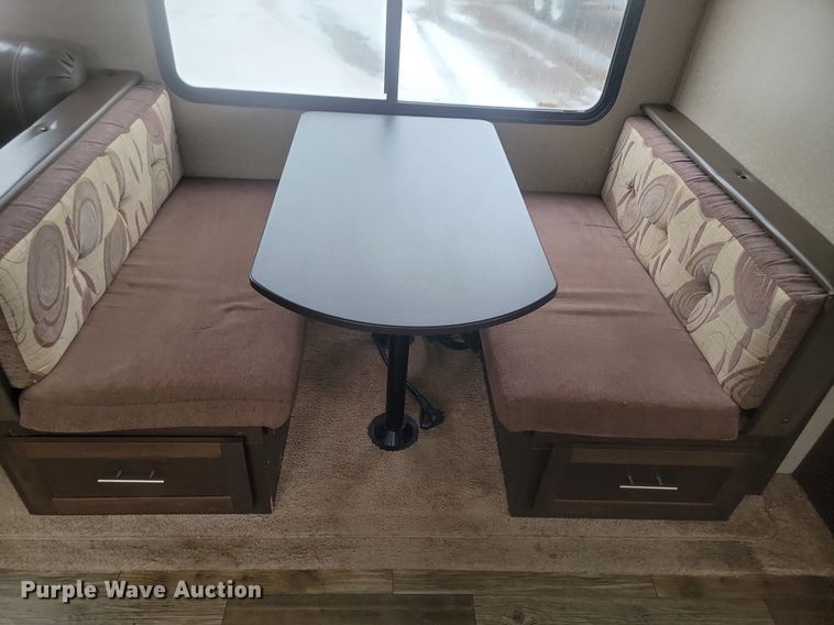 image for item LA9609 2017 Forest River Patriot camper