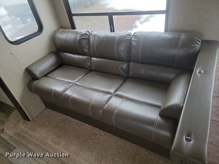 image for item LA9609 2017 Forest River Patriot camper