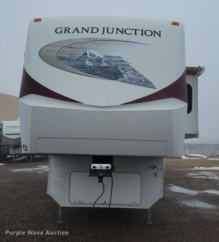 image for item LA9611 2010 Dutchmen Grand Junction camper