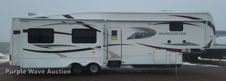 image for item LA9611 2010 Dutchmen Grand Junction camper