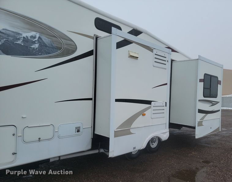 image for item LA9611 2010 Dutchmen Grand Junction camper