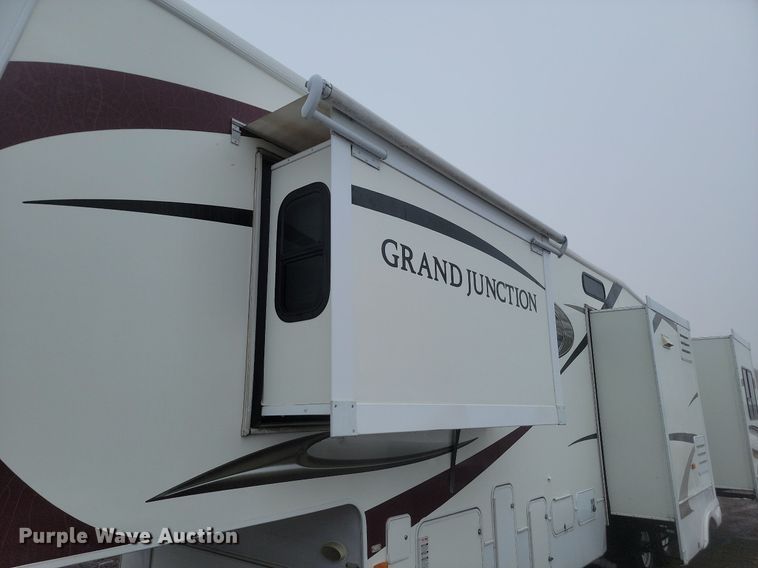image for item LA9611 2010 Dutchmen Grand Junction camper