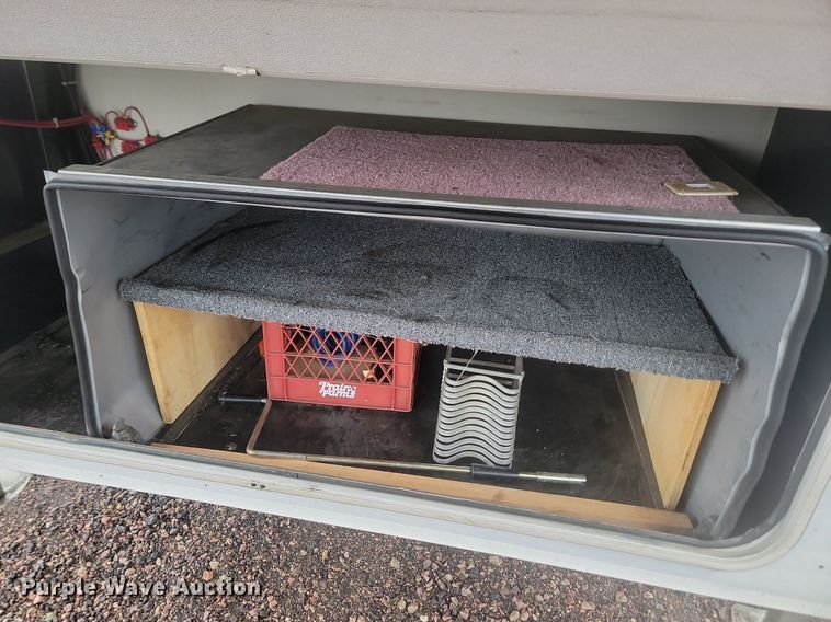 image for item LA9611 2010 Dutchmen Grand Junction camper