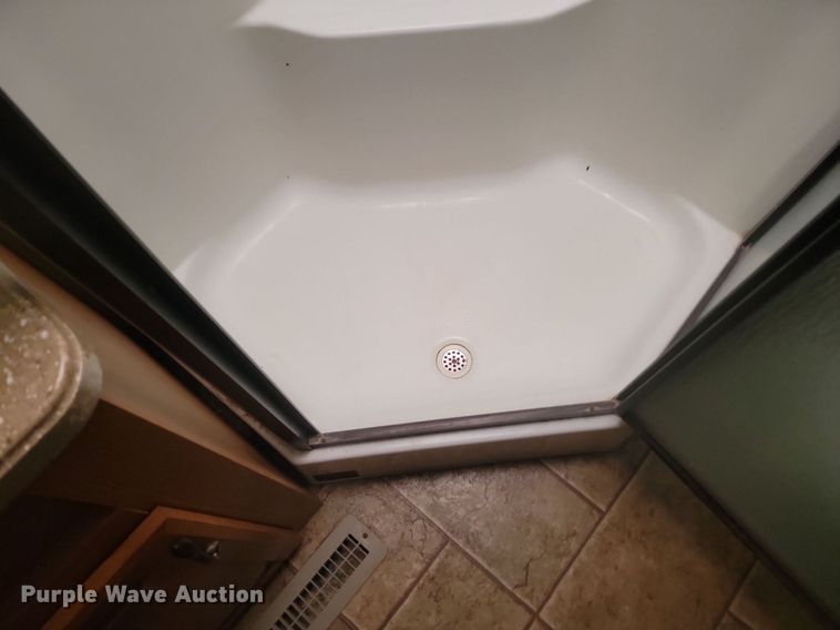 image for item LA9611 2010 Dutchmen Grand Junction camper