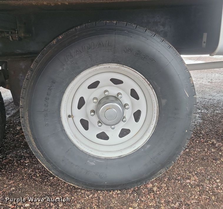 image for item LA9611 2010 Dutchmen Grand Junction camper