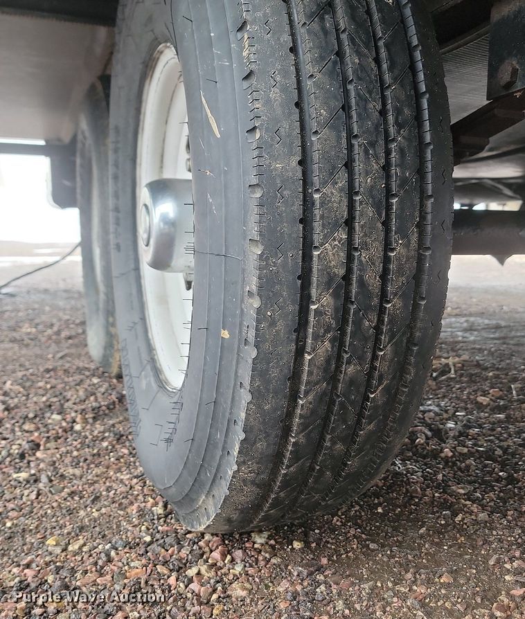 image for item LA9611 2010 Dutchmen Grand Junction camper