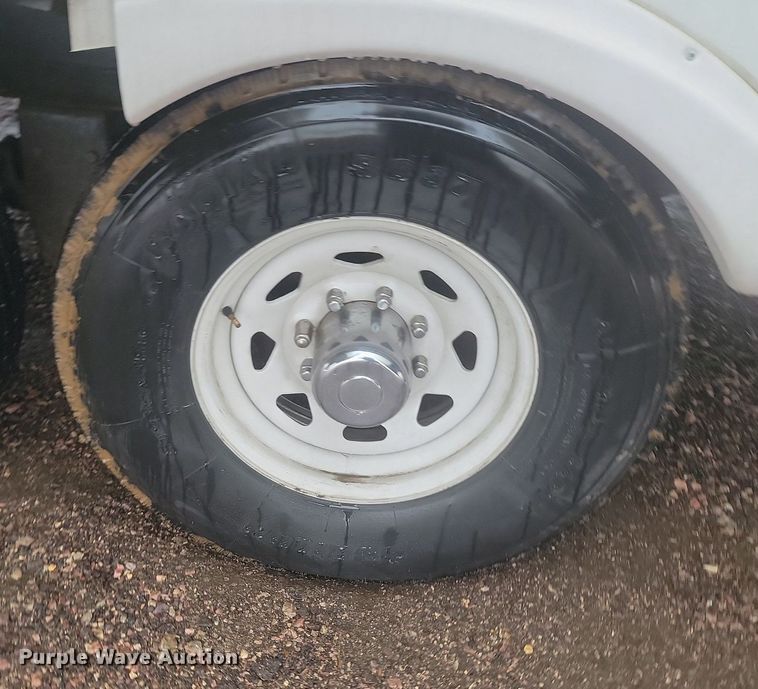 image for item LA9611 2010 Dutchmen Grand Junction camper