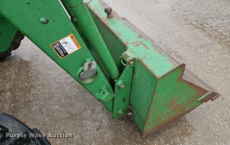 image for item LB9731 2000 John Deere 5205 MFWD tractor