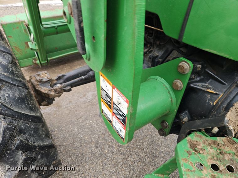 image for item LB9731 2000 John Deere 5205 MFWD tractor