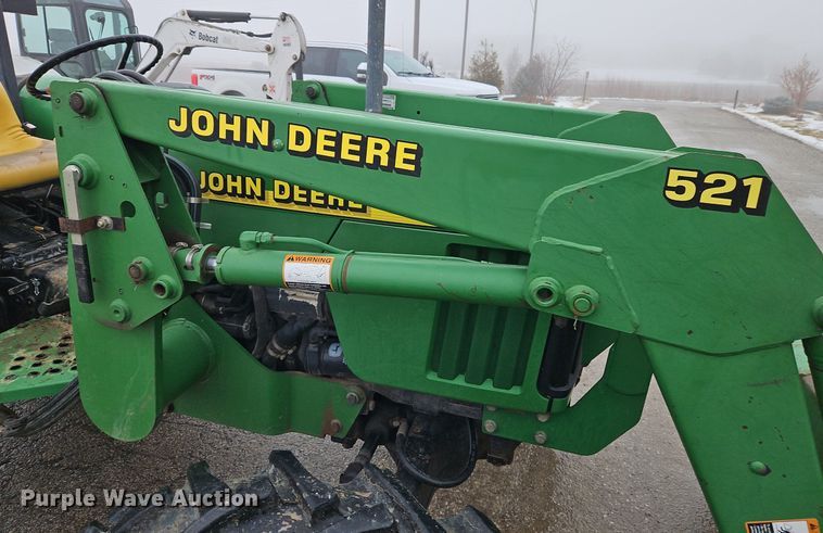 image for item LB9731 2000 John Deere 5205 MFWD tractor