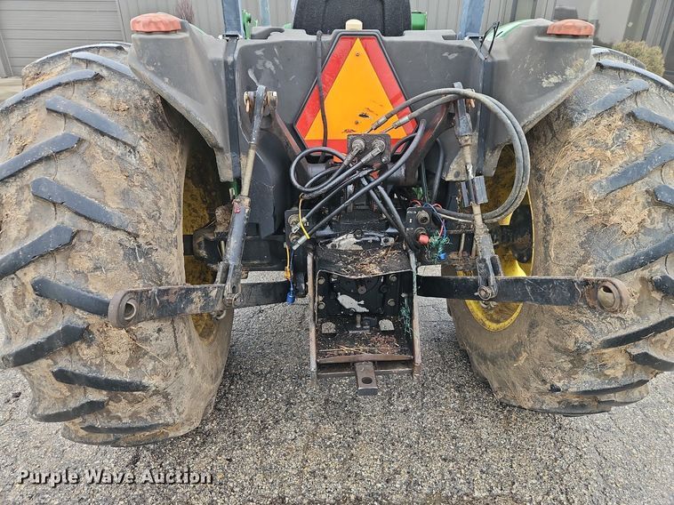 image for item LB9731 2000 John Deere 5205 MFWD tractor