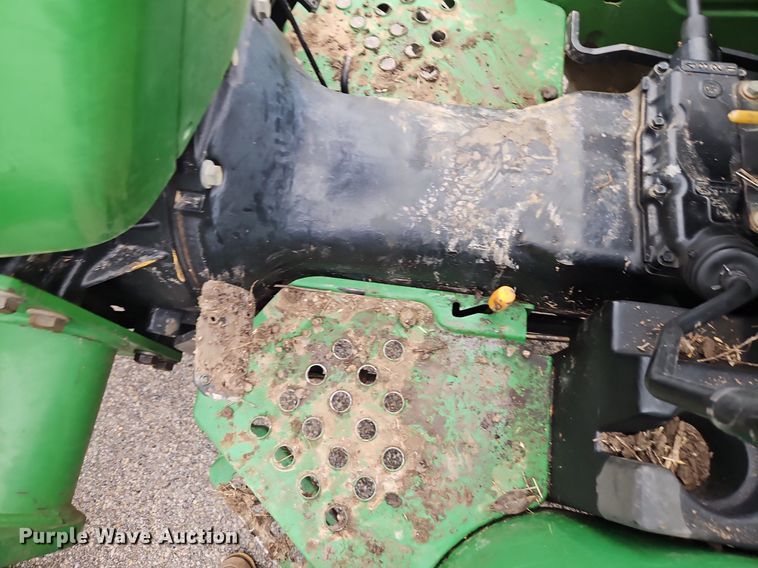 image for item LB9731 2000 John Deere 5205 MFWD tractor