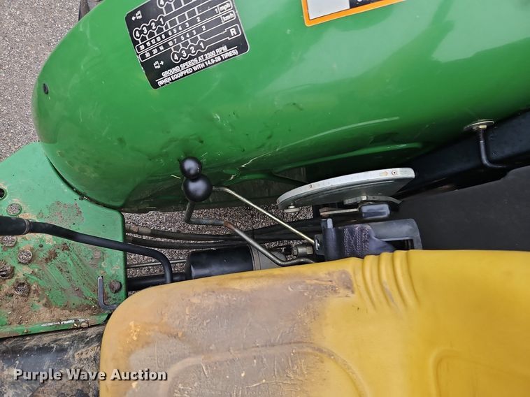 image for item LB9731 2000 John Deere 5205 MFWD tractor