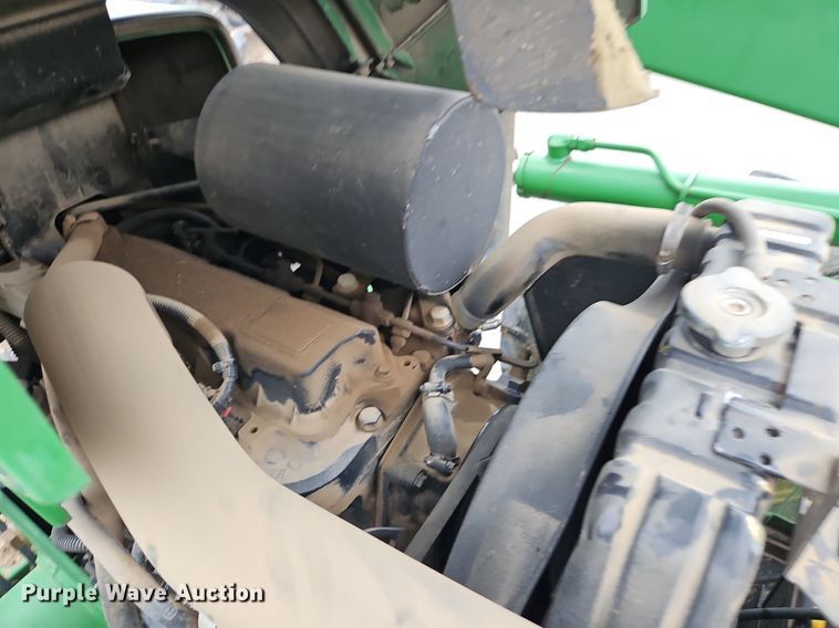 image for item LB9731 2000 John Deere 5205 MFWD tractor