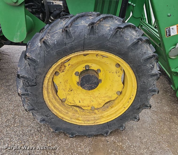 image for item LB9731 2000 John Deere 5205 MFWD tractor