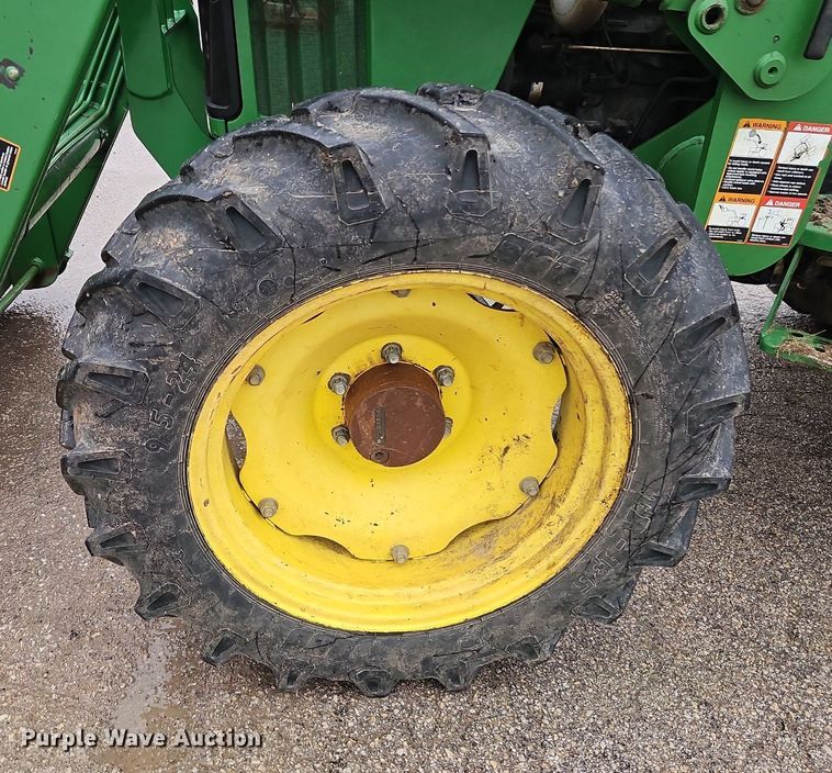 image for item LB9731 2000 John Deere 5205 MFWD tractor