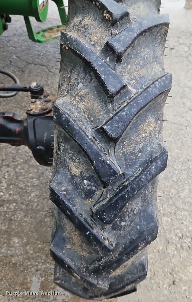 image for item LB9731 2000 John Deere 5205 MFWD tractor