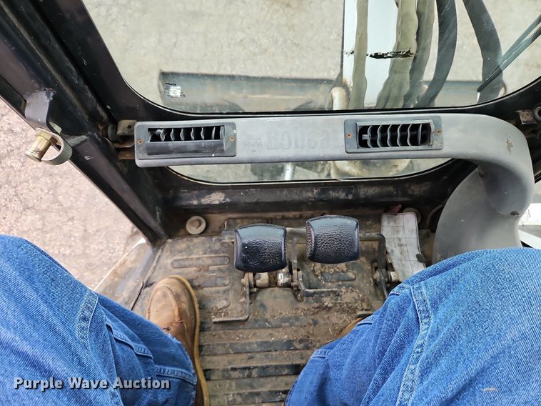 image for item LB9732 2007 Bobcat  430HAG mini excavator