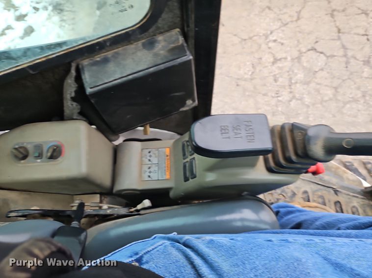 image for item LB9732 2007 Bobcat  430HAG mini excavator