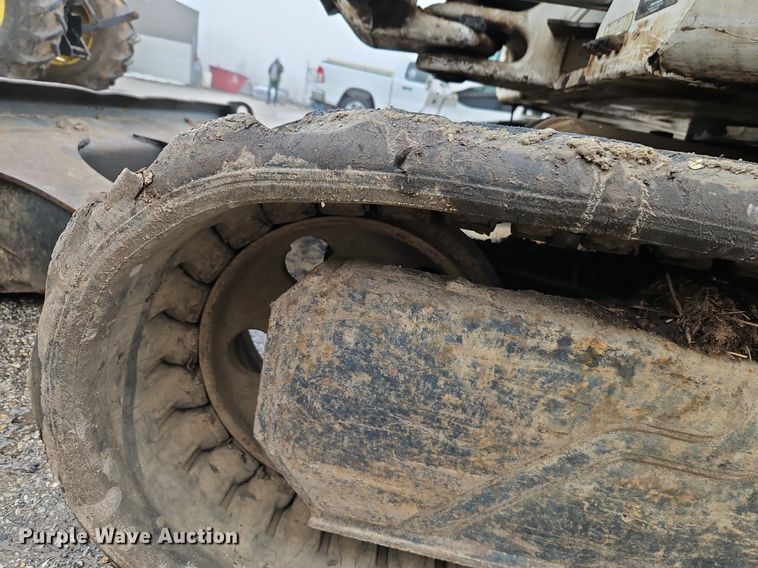 image for item LB9732 2007 Bobcat  430HAG mini excavator