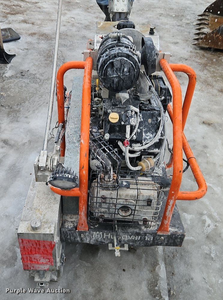 image for item LB9737 (3) Concrete saws