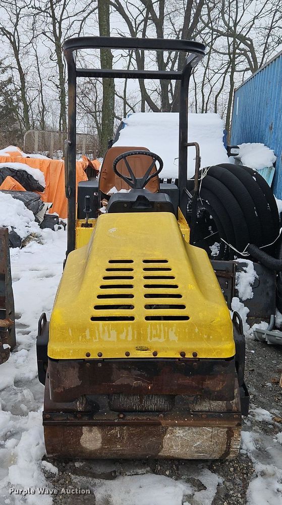 image for item LB9738 Wacker RD11A double drum roller