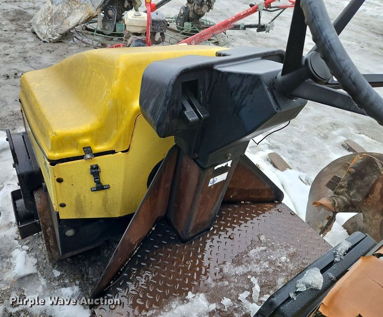 image for item LB9738 Wacker RD11A double drum roller