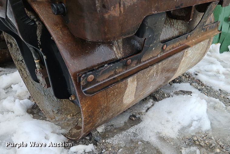 image for item LB9738 Wacker RD11A double drum roller