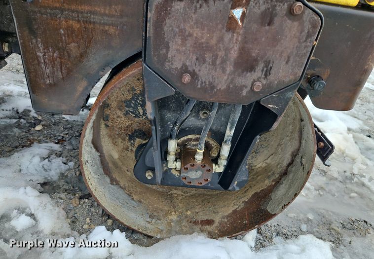 image for item LB9738 Wacker RD11A double drum roller