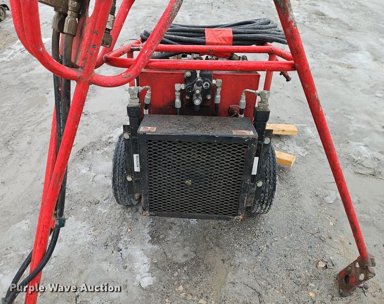 image for item LB9739 Allen concrete screed roller