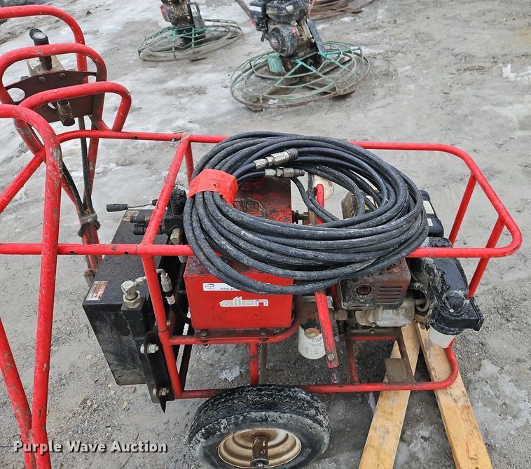 image for item LB9739 Allen concrete screed roller