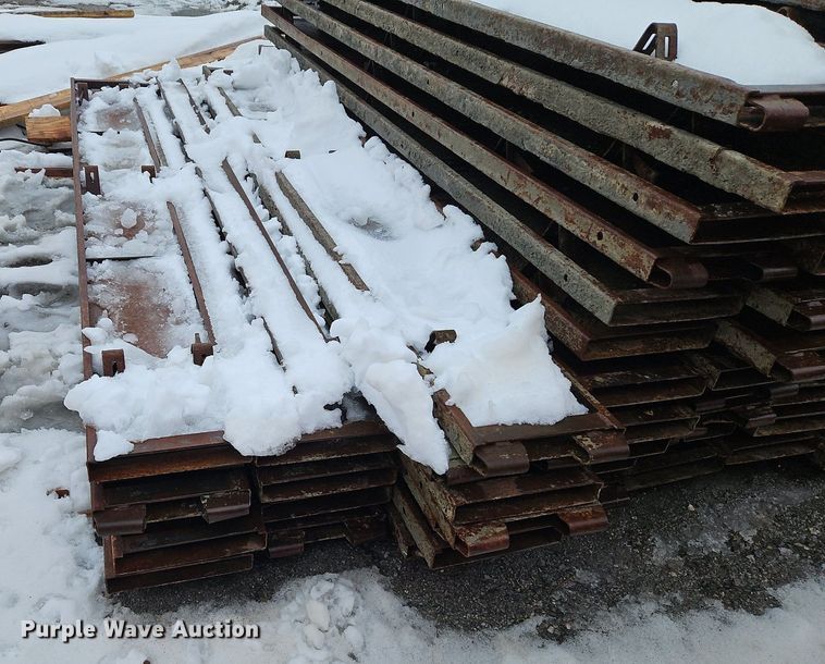 image for item LB9740 Concrete forms